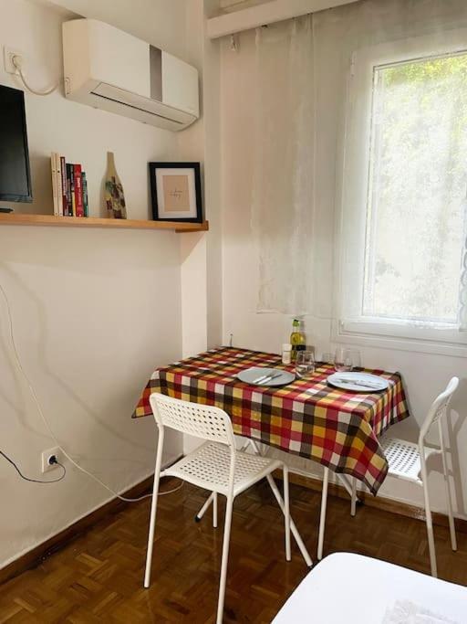 Cute And Quiet Apartment In The Center Of 雅典 外观 照片